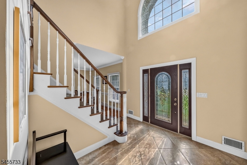 24 Pine Brook Rd Property Photo 6