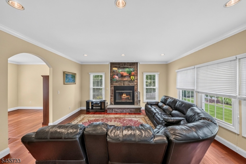 24 Pine Brook Rd Property Photo 14