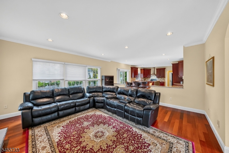 24 Pine Brook Rd Property Photo 16