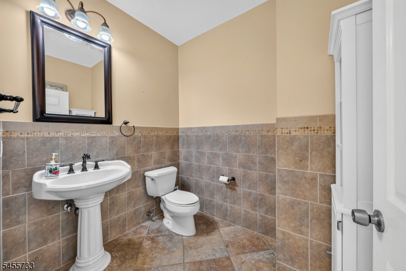 24 Pine Brook Rd Property Photo 21