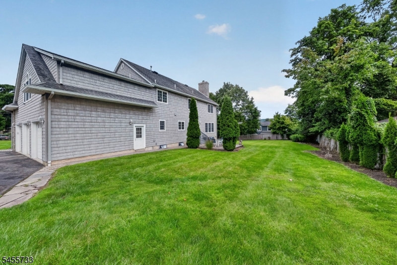24 Pine Brook Rd Property Photo 41