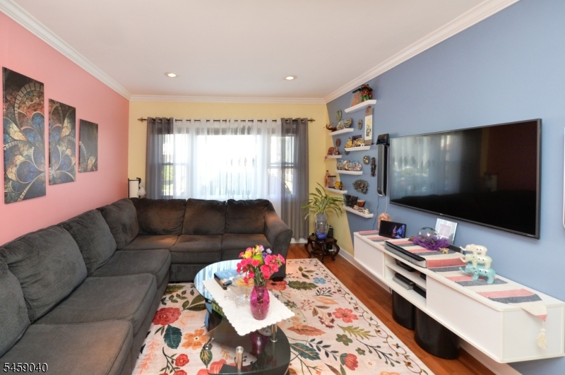 61 Bergen Ave Property Photo 4