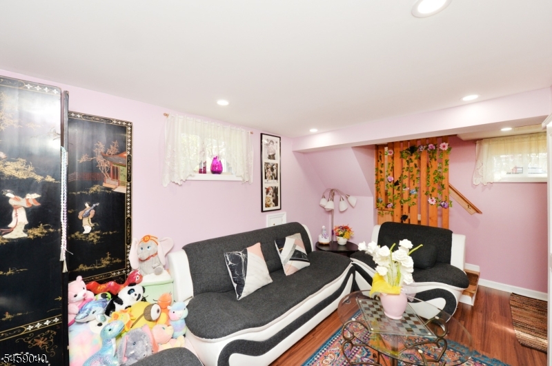 61 Bergen Ave Property Photo 18
