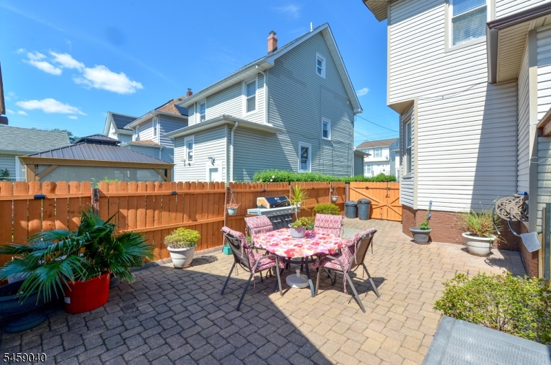 61 Bergen Ave Property Photo 31