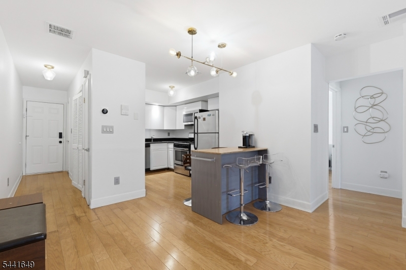 6405 Jfk Blvd E B1 Property Photo 2