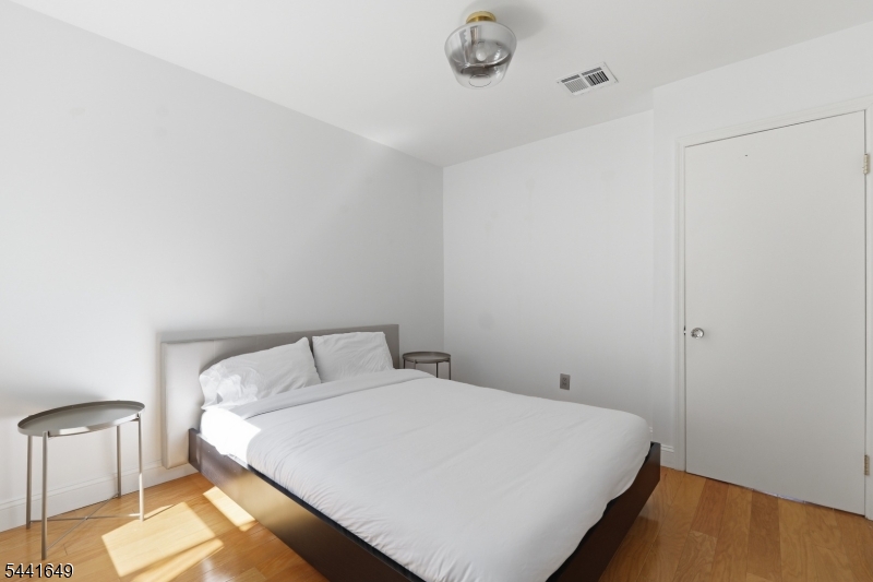 6405 Jfk Blvd E B1 Property Photo 9