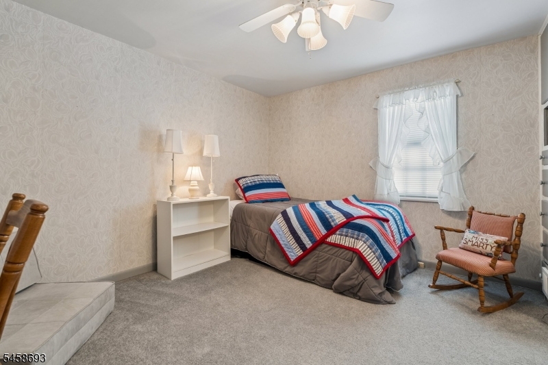 25 Swan Rd Property Photo 18