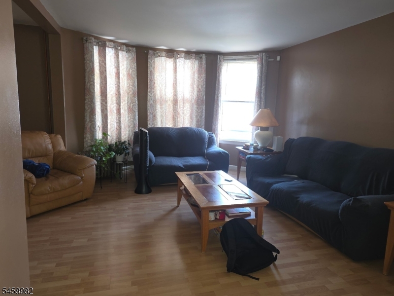 108 Nagle St Property Photo 18