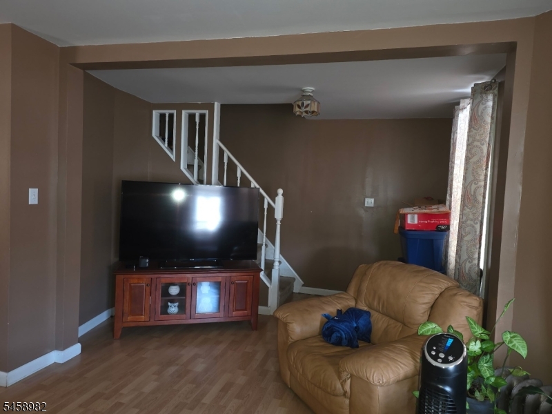 108 Nagle St Property Photo 24