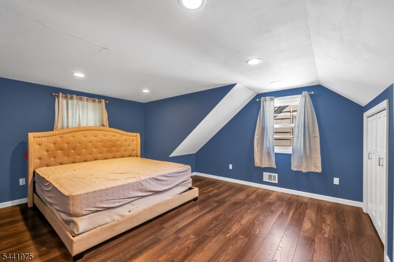 101 Pinecrest Ter Property Photo 21