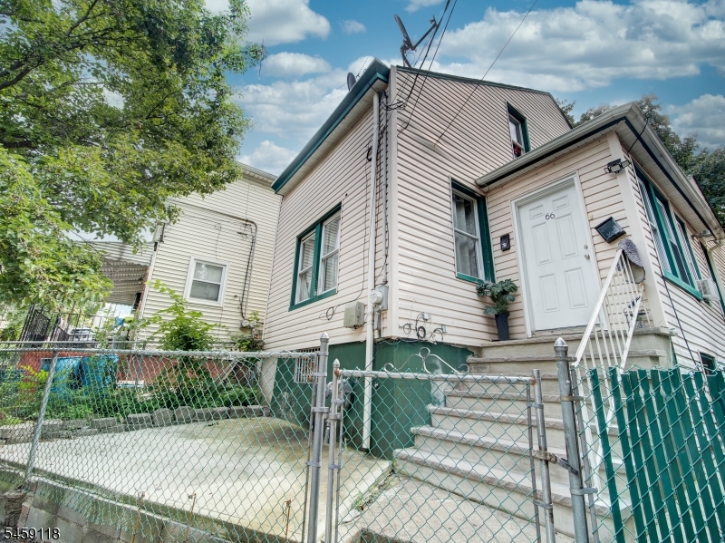 66 Belmont Ave Property Photo 1