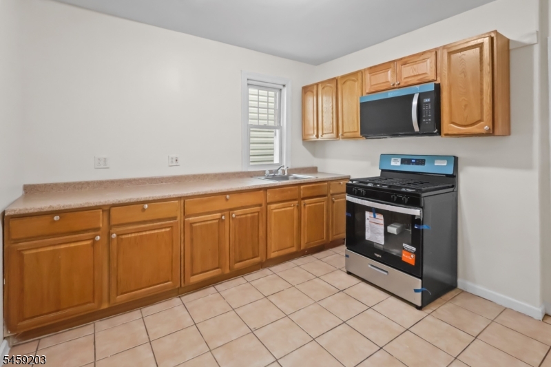 27 Triton Ter Property Photo 5