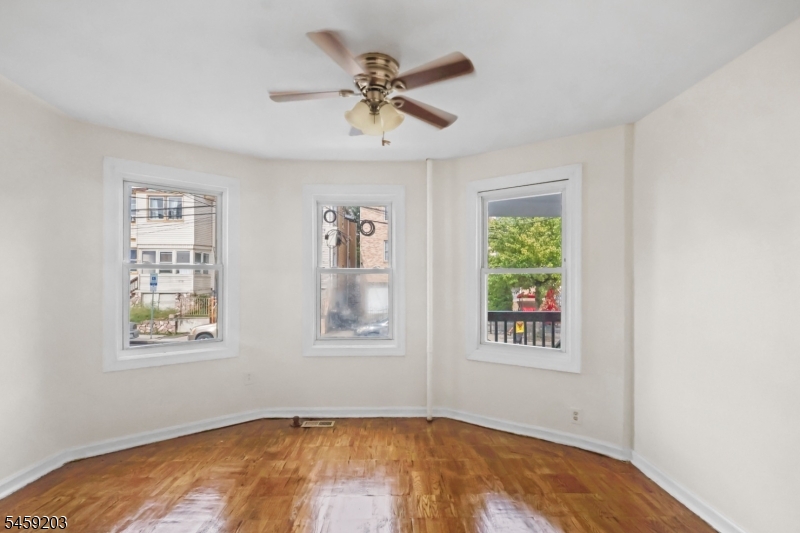 27 Triton Ter Property Photo 7