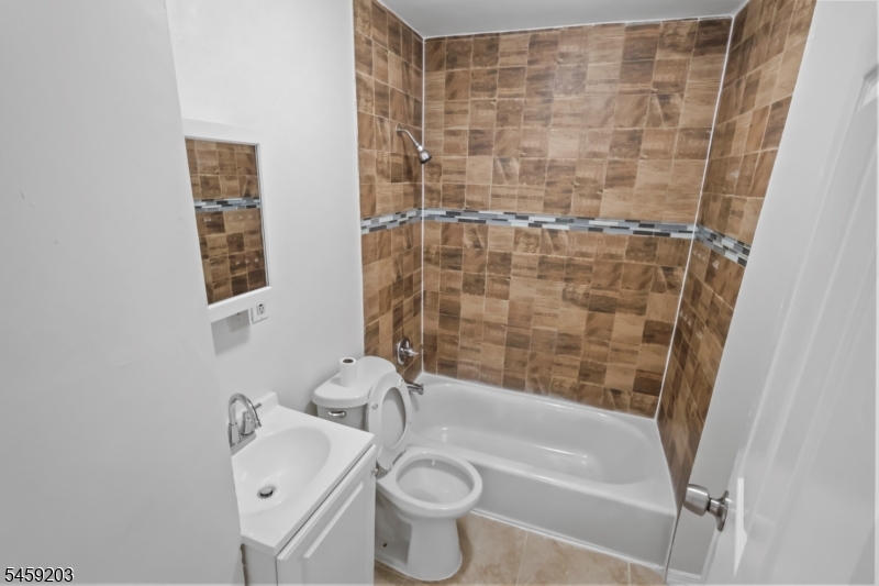 27 Triton Ter Property Photo 16