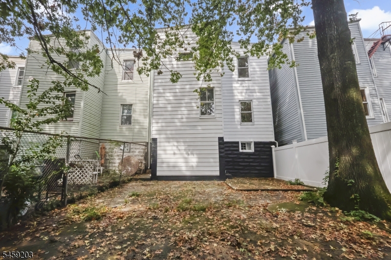 27 Triton Ter Property Photo 29