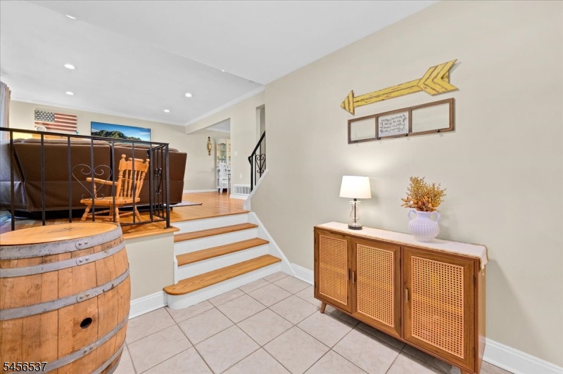 1087 Buxton Rd Property Photo 2