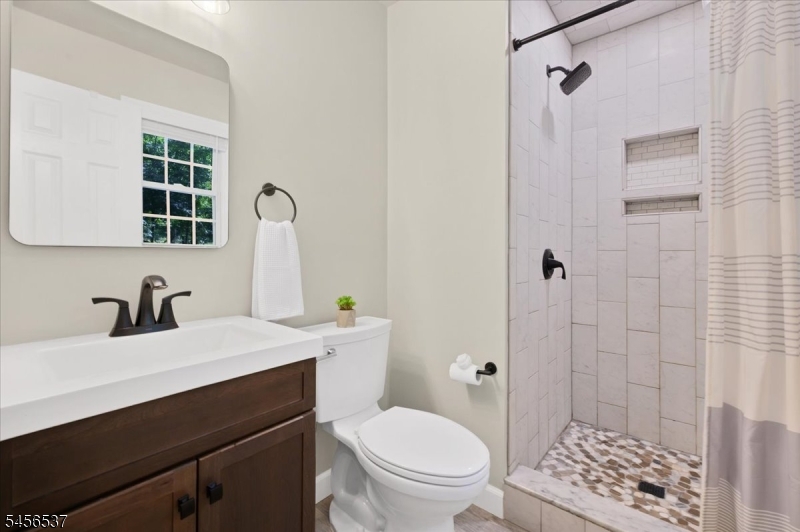 1087 Buxton Rd Property Photo 17