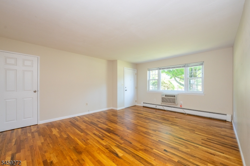 1301 Valley Rd A Property Photo 14