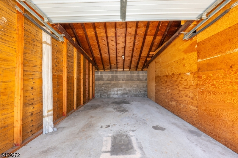 1301 Valley Rd A Property Photo 22