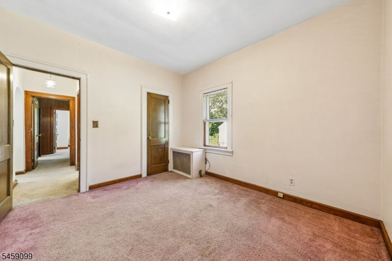 327 Saint Cloud Ave Property Photo 15