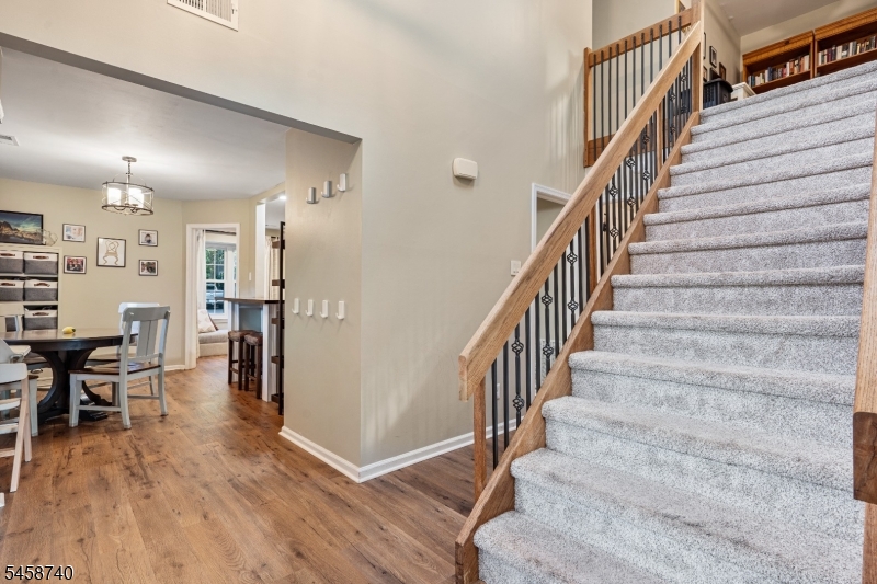 40 Roxbury Ct A Property Photo 10