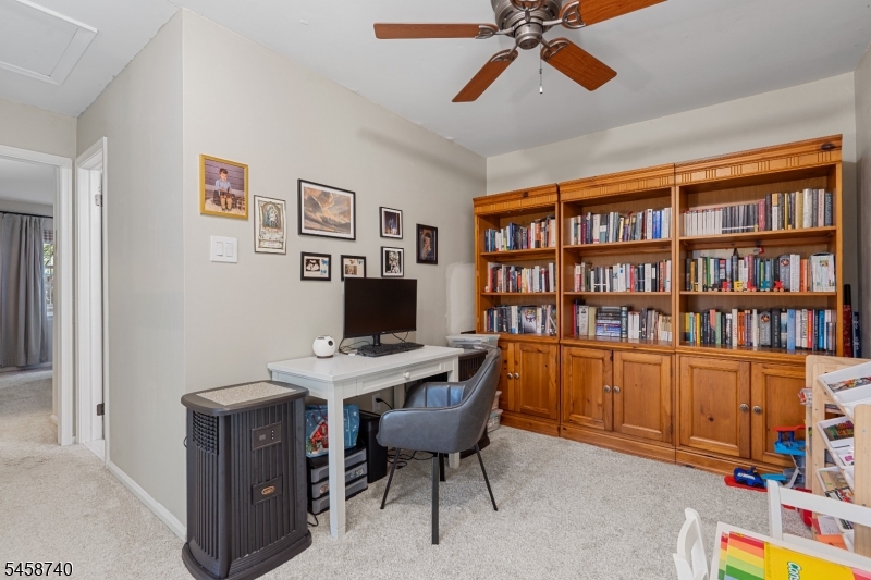 40 Roxbury Ct A Property Photo 18