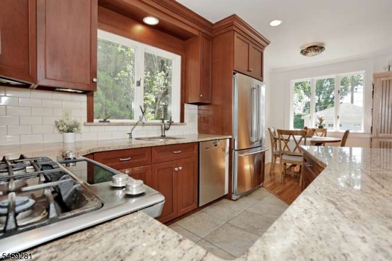 530 Rock Rd Property Photo 8