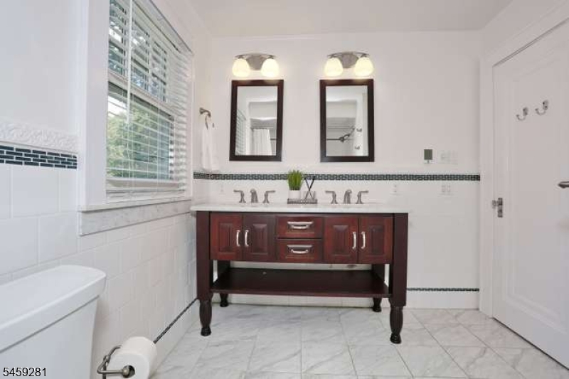 530 Rock Rd Property Photo 14