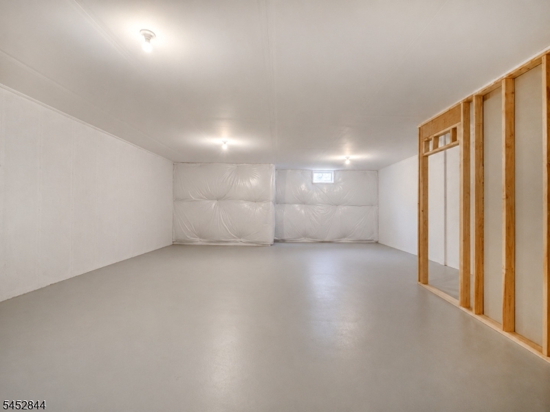 8 Dahlia Dr Property Photo 22