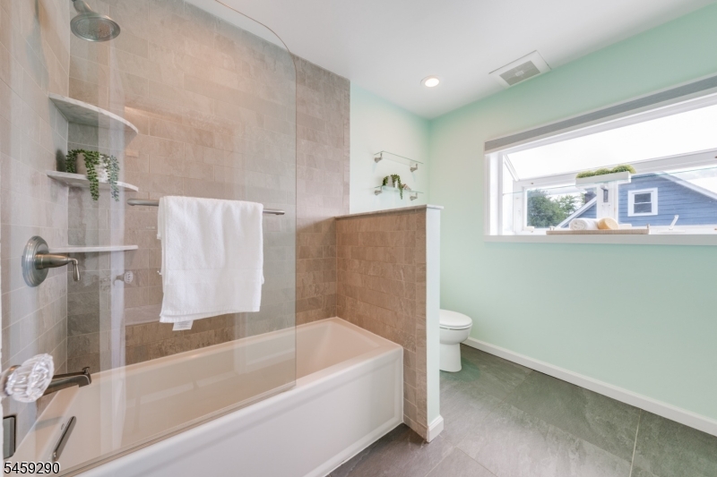 47 Fairmount Ter Property Photo 31