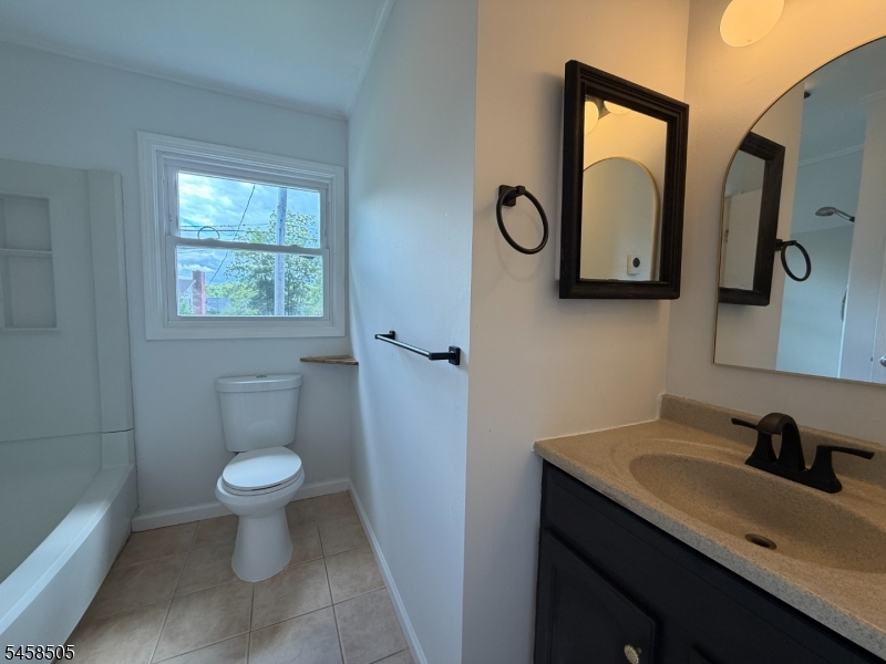 14 Orchard St Property Photo 12