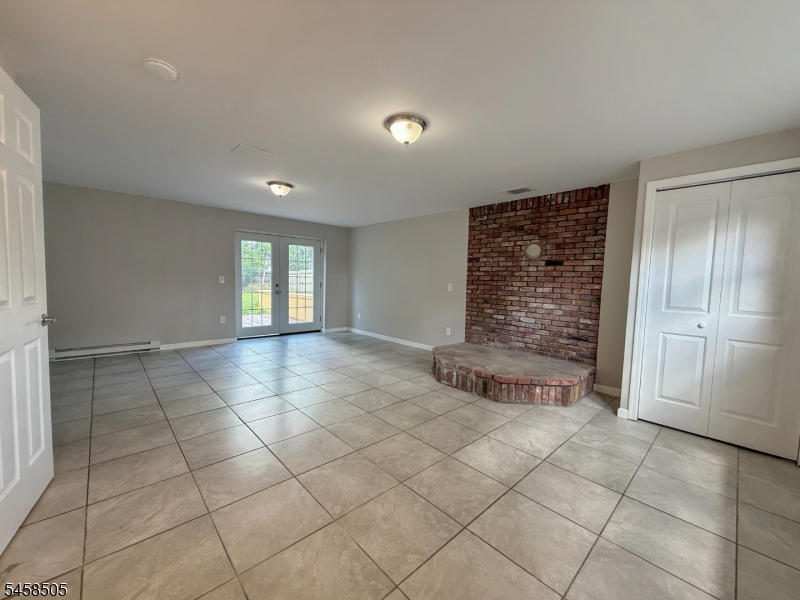 14 Orchard St Property Photo 14