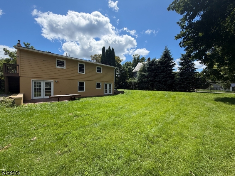 14 Orchard St Property Photo 18