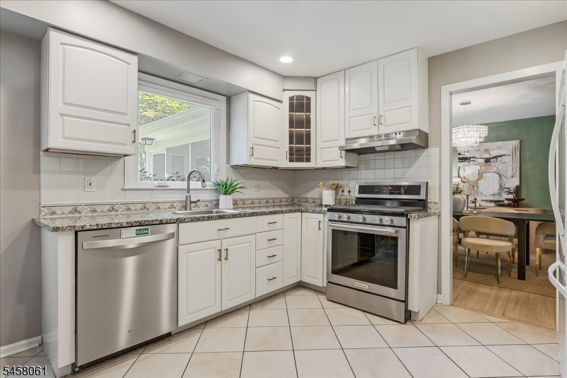 21 Symor Dr Property Photo 12