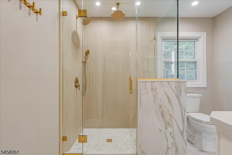 21 Symor Dr Property Photo 20