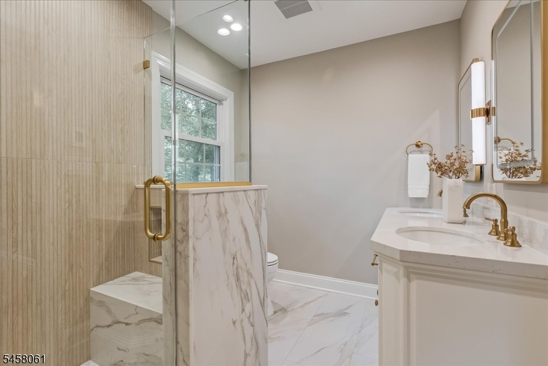 21 Symor Dr Property Photo 21