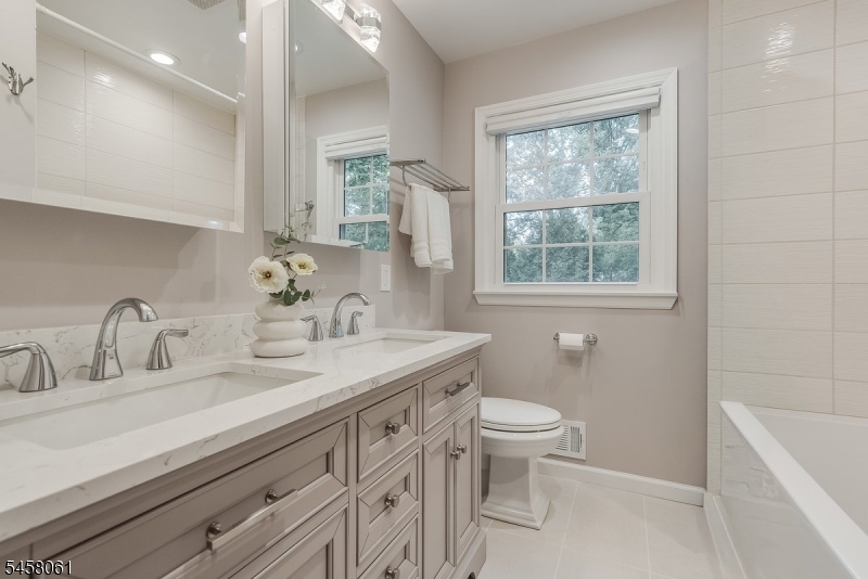 21 Symor Dr Property Photo 26