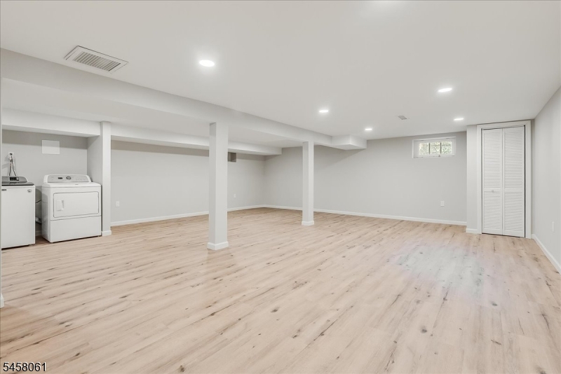 21 Symor Dr Property Photo 27