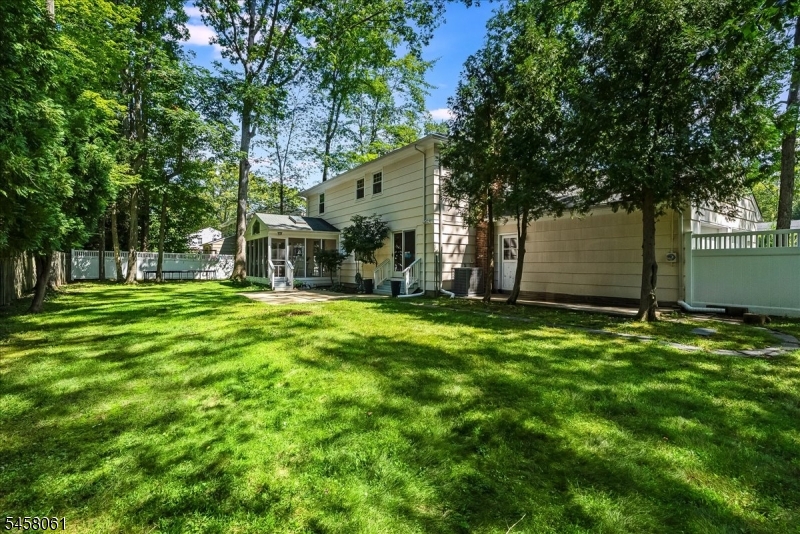 21 Symor Dr Property Photo 29