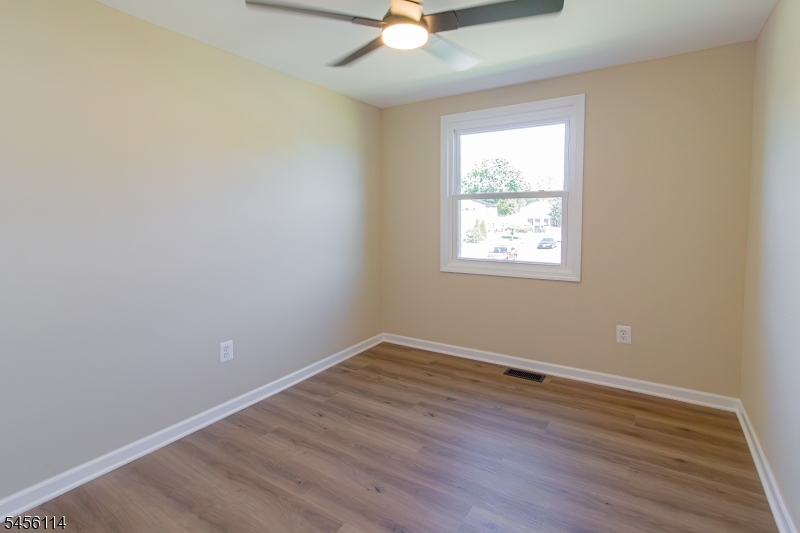 176 Rockland Dr Property Photo 32