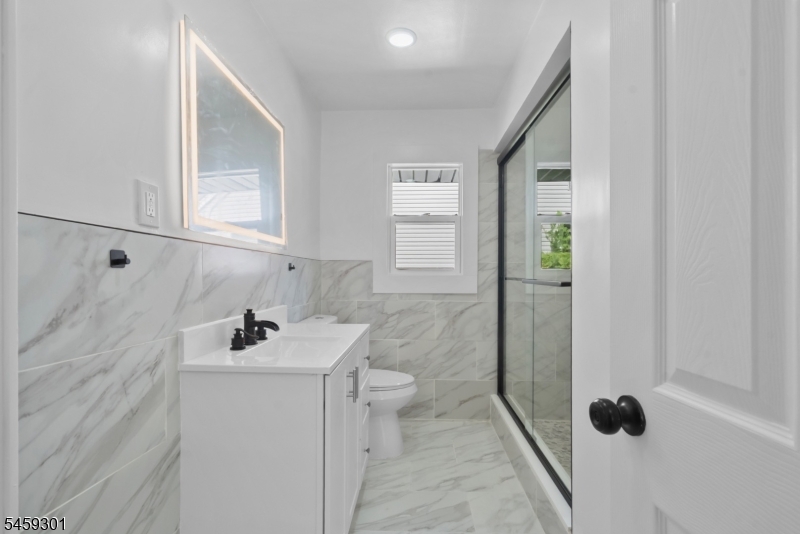51 Totowa Ave Property Photo 9