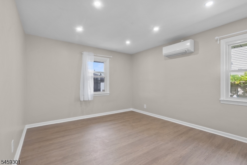 51 Totowa Ave Property Photo 11