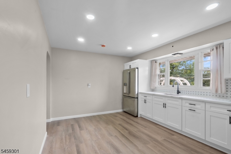 51 Totowa Ave Property Photo 15