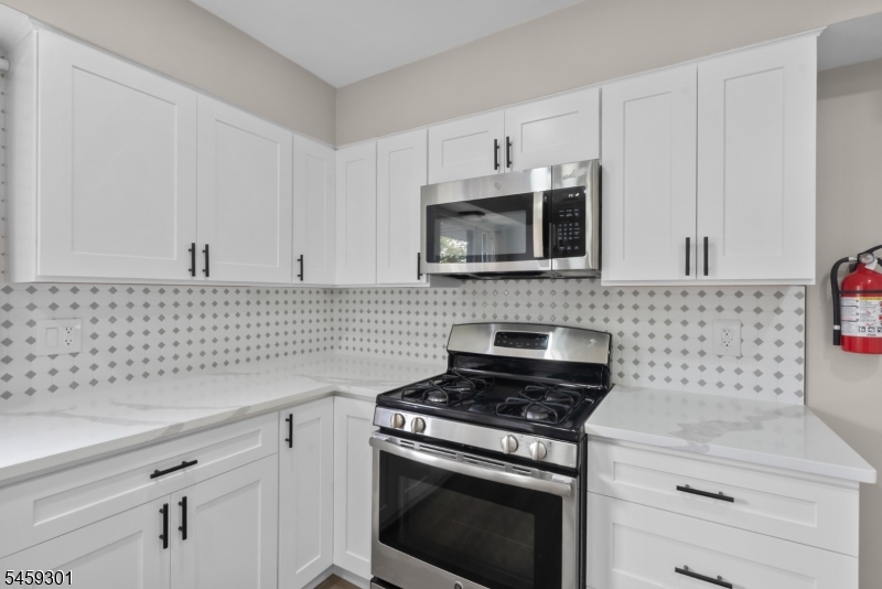 51 Totowa Ave Property Photo 17