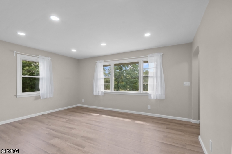 51 Totowa Ave Property Photo 19