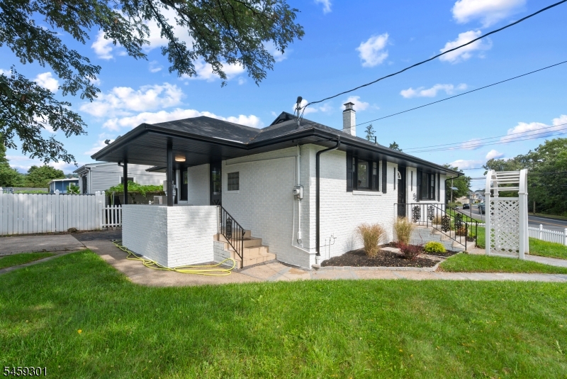 51 Totowa Ave Property Photo 29