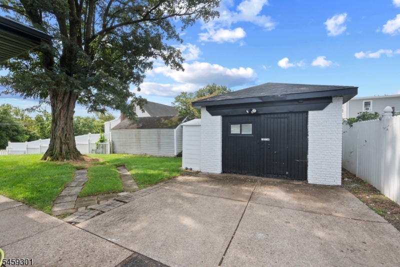 51 Totowa Ave Property Photo 30