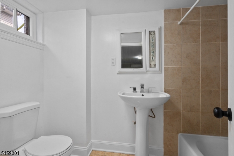 51 Totowa Ave Property Photo 33