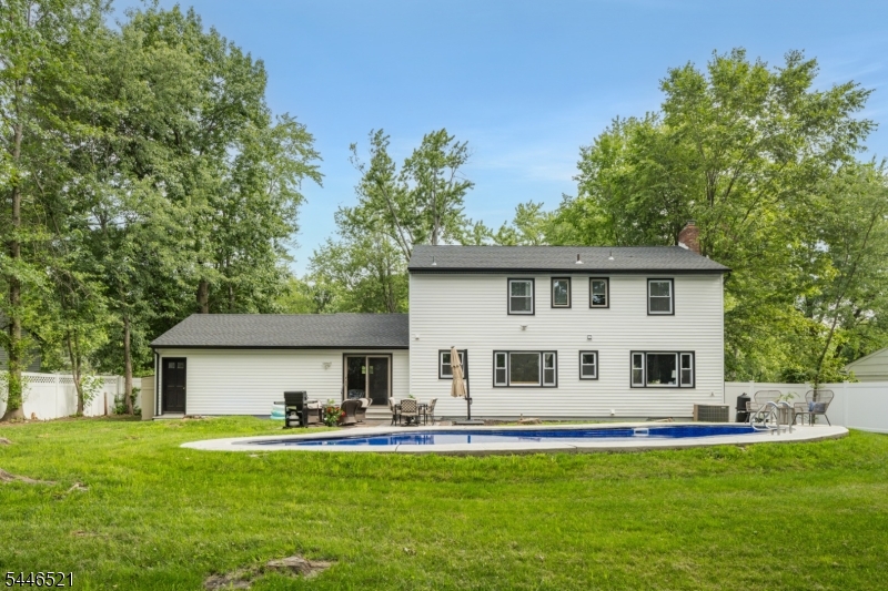 17 New England Dr Property Photo 41