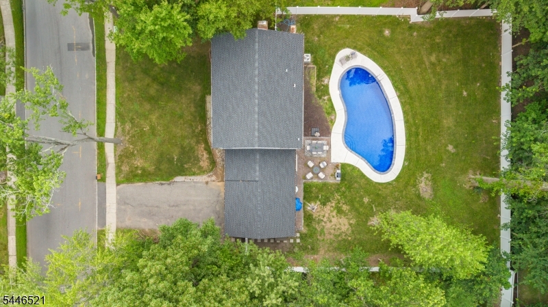 17 New England Dr Property Photo 45